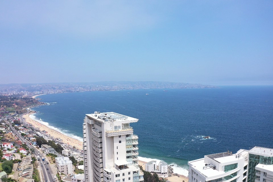 Venta de departamento nuevo 1 dormitorio 1 baño en Reñaca, Viña del Mar de Makroplaza - Vista Piso 31