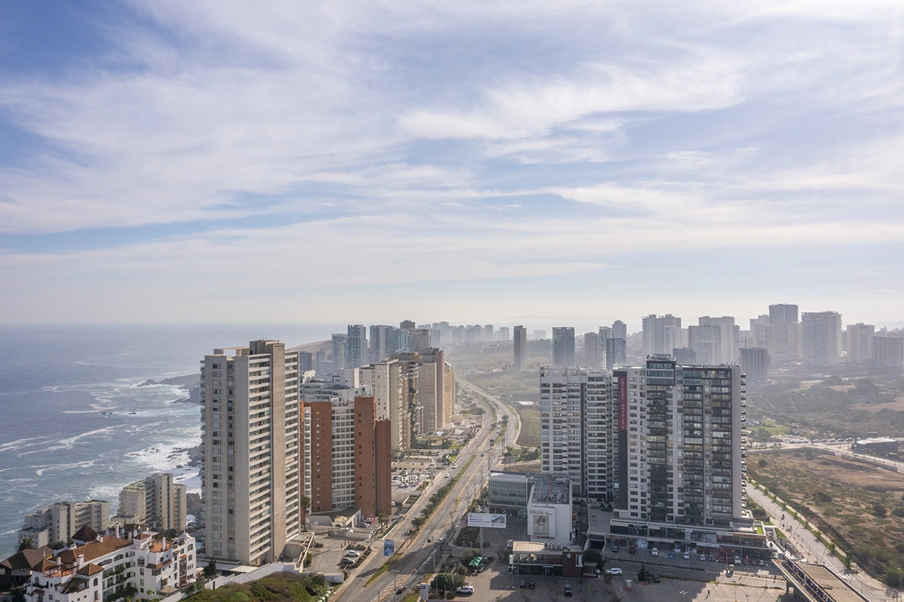 Departamento en venta en Reñaca - Viña del Mar con vista al mar, 3 dormitorios y 3 baños de Makroplaza - Vista Piso 31